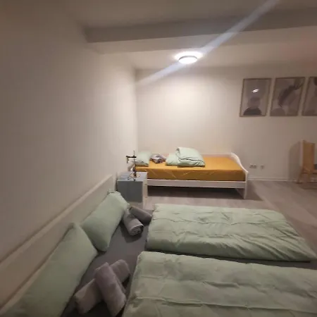 Apartment Comfy At Schlosspark Wiesbaden