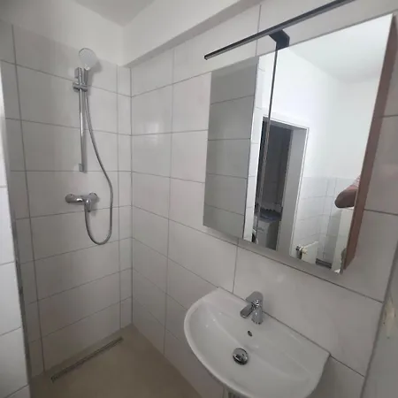 Apartment Comfy At Schlosspark Wiesbaden